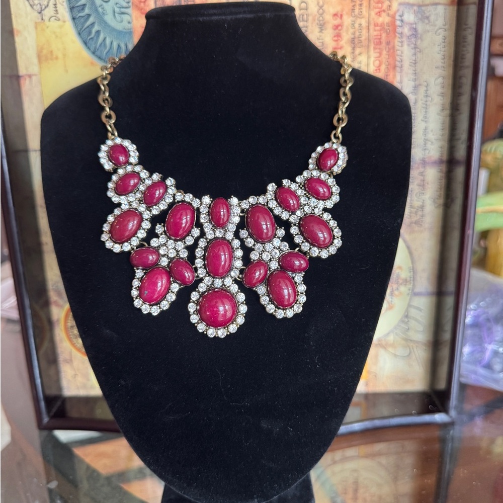 Elegant Dark Wine Red and Silver Statement Necklace Exc Cond.No Flaws - Picture 2 of 5
